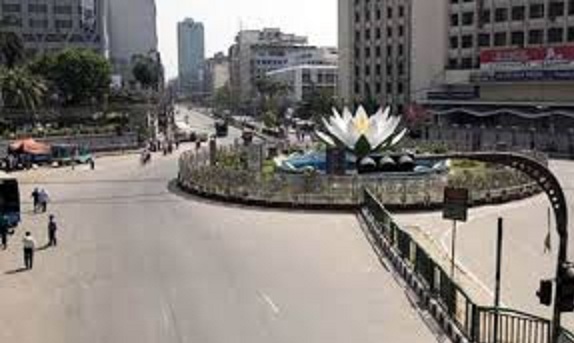 ঢাকাসহ সারাদেশে কারফিউ অব্যাহত,সাধারণ ছুটি বাড়তে পারে 